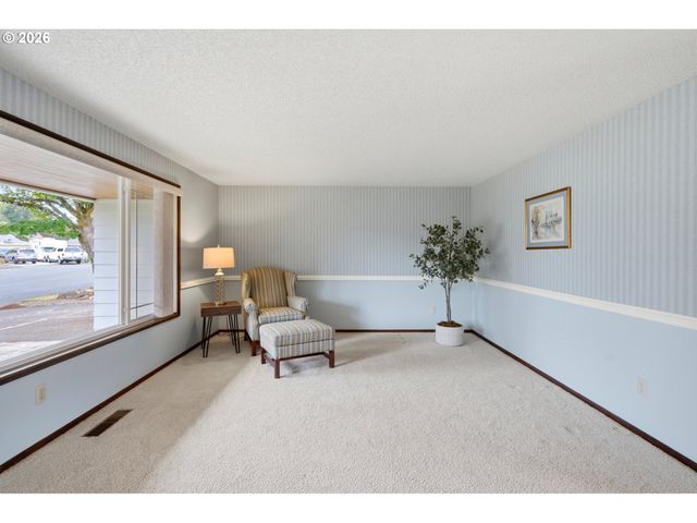 20350 Sw MADELINE Pl, Beaverton, OR 97078