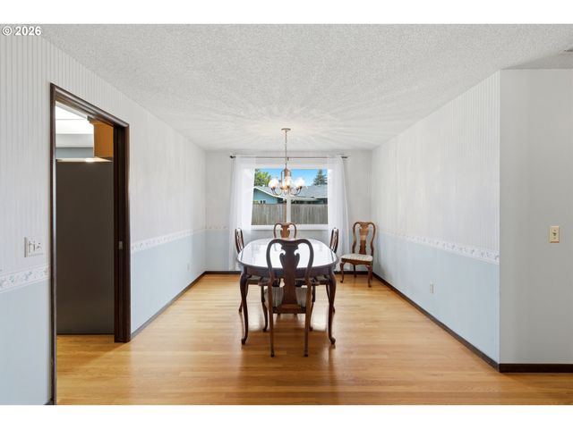 20350 Sw MADELINE Pl, Beaverton, OR 97078