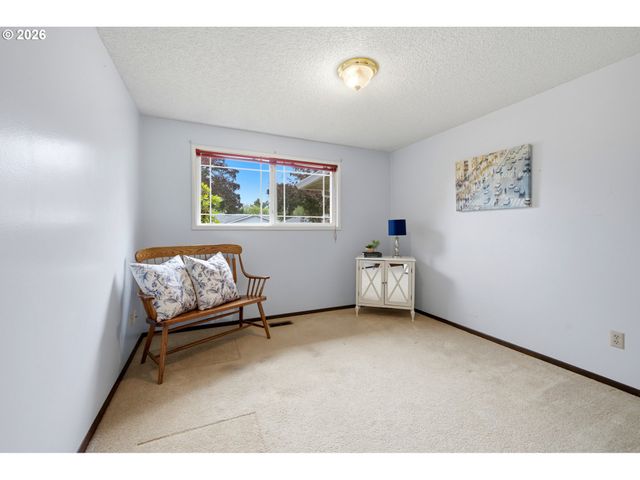 20350 Sw MADELINE Pl, Beaverton, OR 97078