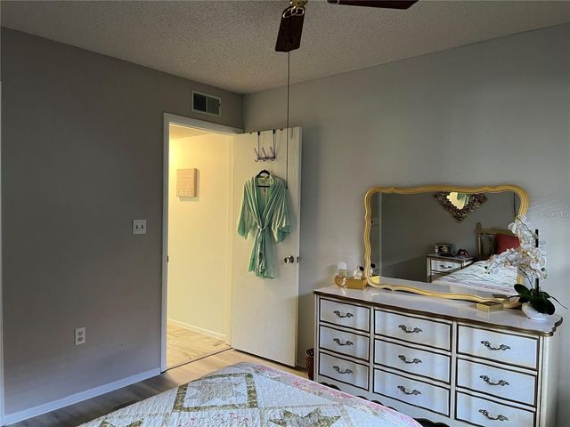 1100 E BAY DRIVE 35, Largo, FL 33770