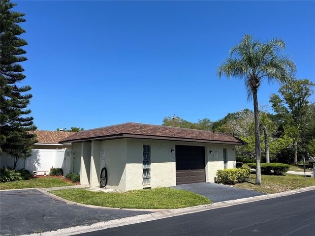 1100 E BAY DRIVE 35, Largo, FL 33770