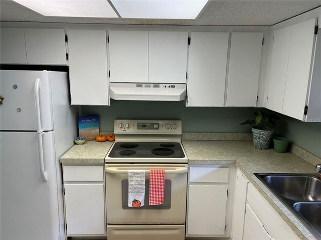 1100 E BAY DRIVE 35, Largo, FL 33770