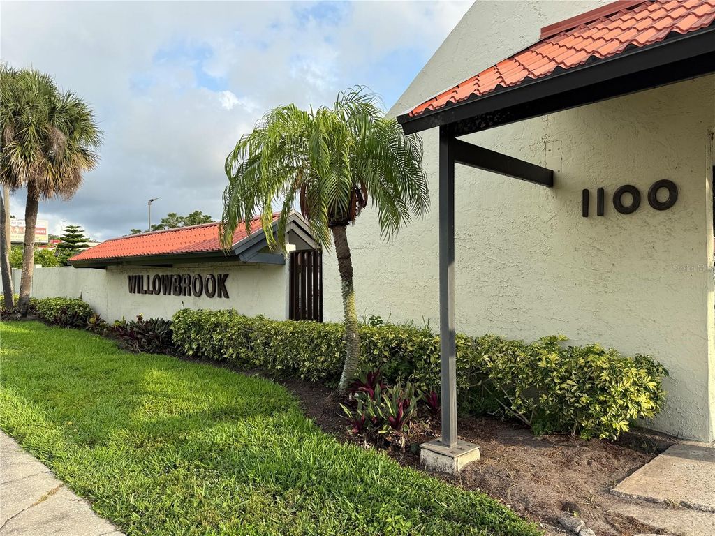 1100 E BAY DRIVE 35, Largo, FL 33770