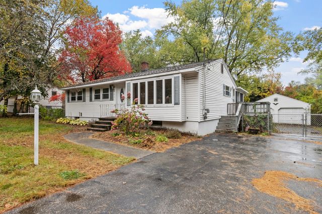 1106 Wachusett St, Holden, MA 01522