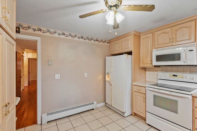 1106 Wachusett St, Holden, MA 01522