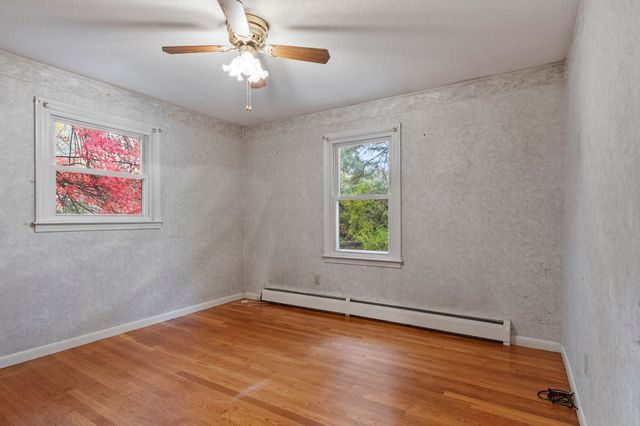 1106 Wachusett St, Holden, MA 01522
