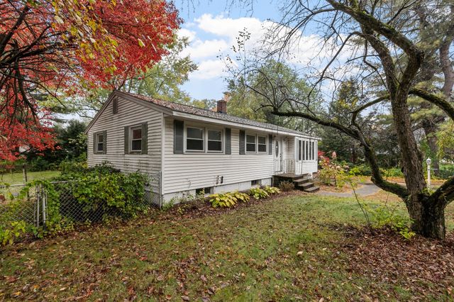 1106 Wachusett St, Holden, MA 01522