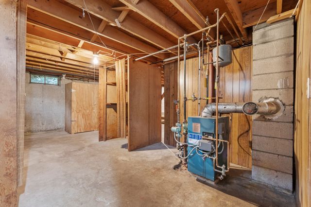 1106 Wachusett St, Holden, MA 01522