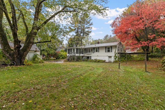 1106 Wachusett St, Holden, MA 01522