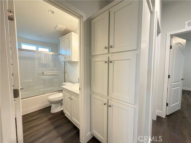 9850 Garfield Ave 18, Huntington Beach, CA 92646