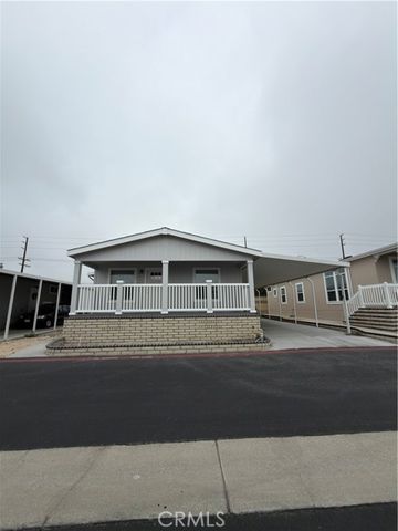 9850 Garfield Ave 18, Huntington Beach, CA 92646