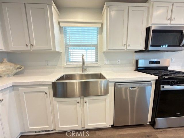 9850 Garfield Ave 18, Huntington Beach, CA 92646