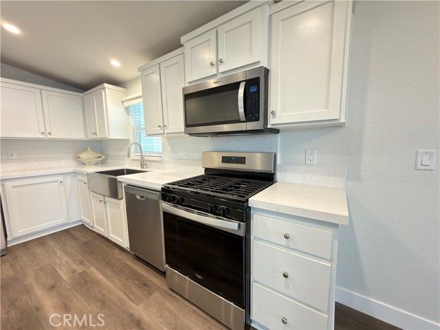 9850 Garfield Ave 18, Huntington Beach, CA 92646