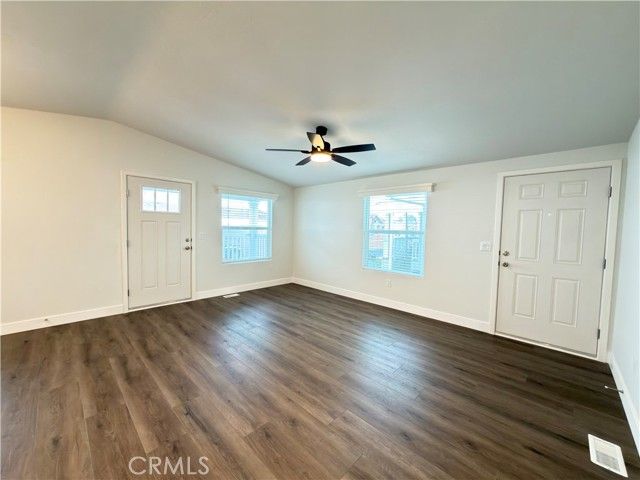 9850 Garfield Ave 18, Huntington Beach, CA 92646