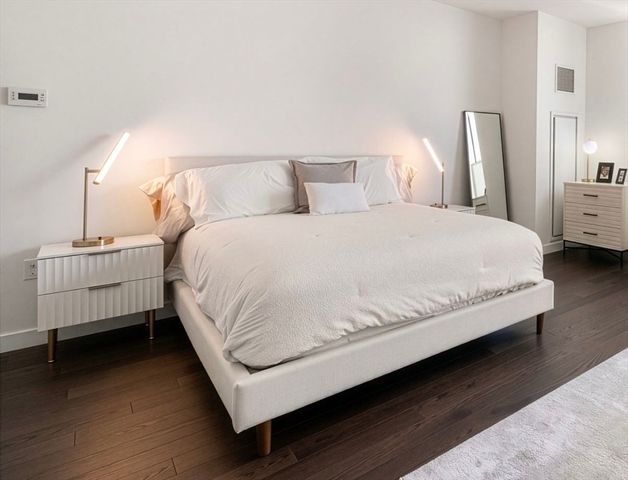 430 Stuart Street 1518, Boston, MA 02116