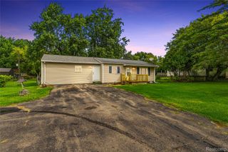 2071 E Dodge Road, Thetford Township, MI 48420