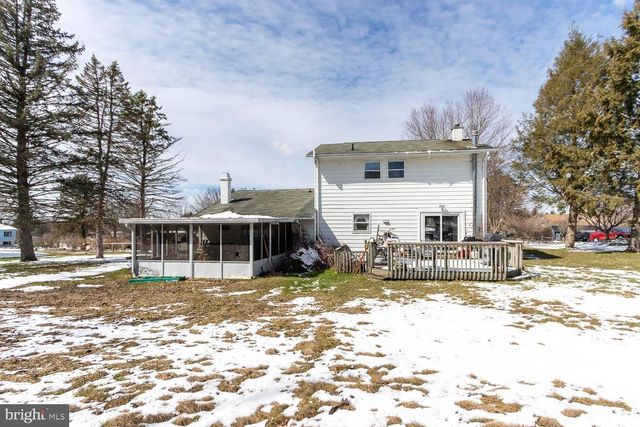 239 MEADOW LN, Pennsylvania Furnace, PA 16865