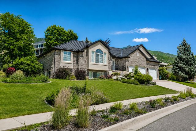 1698 E LAKEVIEW WAY, Ogden, UT 84403