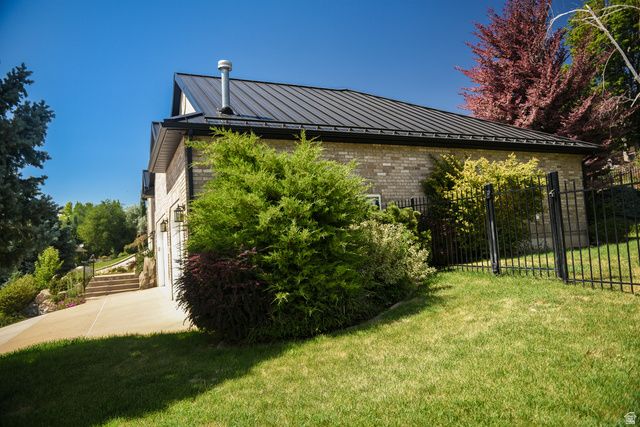 1698 E LAKEVIEW WAY, Ogden, UT 84403