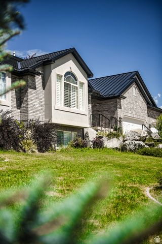 1698 E LAKEVIEW WAY, Ogden, UT 84403