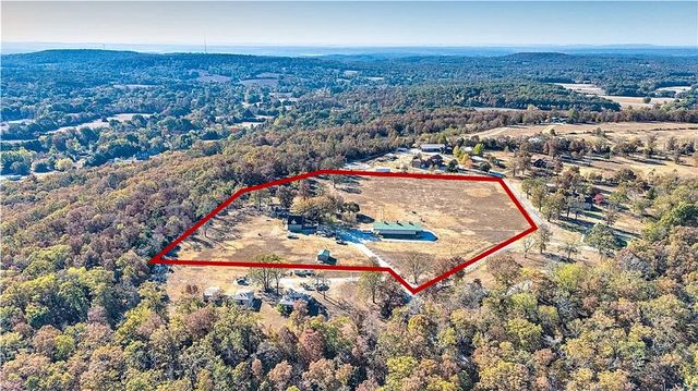 14620 Ravenwood Lane, Garfield, AR 72732