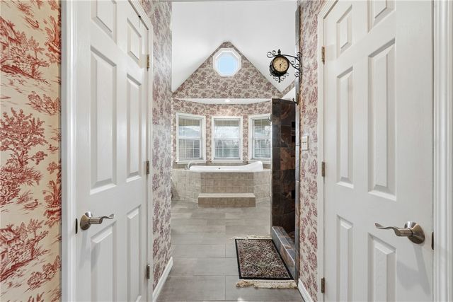 14620 Ravenwood Lane, Garfield, AR 72732