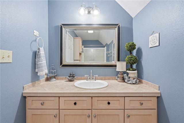 14620 Ravenwood Lane, Garfield, AR 72732