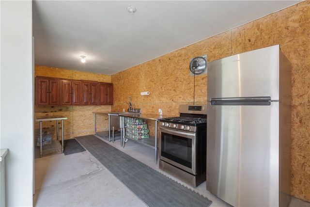 14620 Ravenwood Lane, Garfield, AR 72732