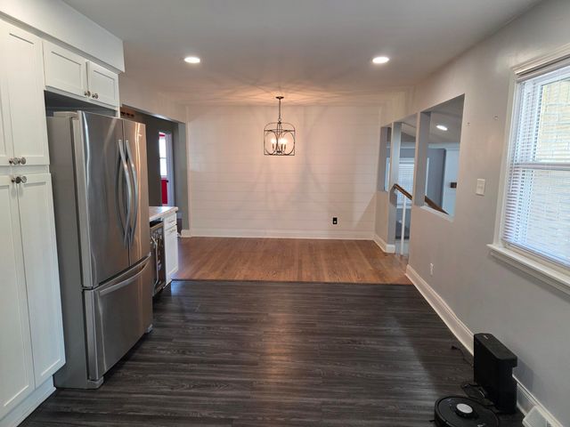 405 Fairview Avenue, Crown Point, IN 46307