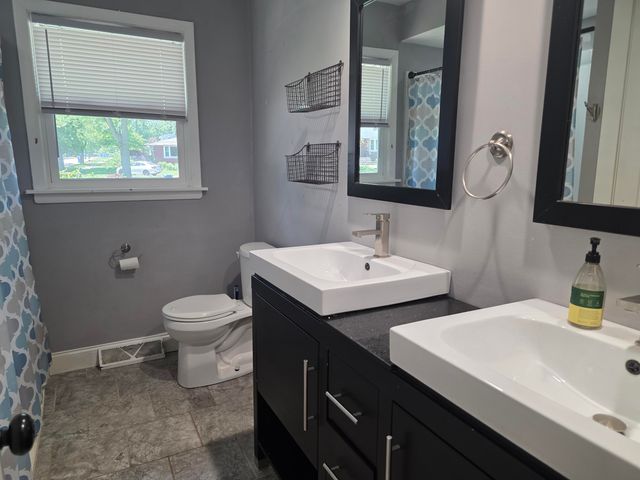 405 Fairview Avenue, Crown Point, IN 46307