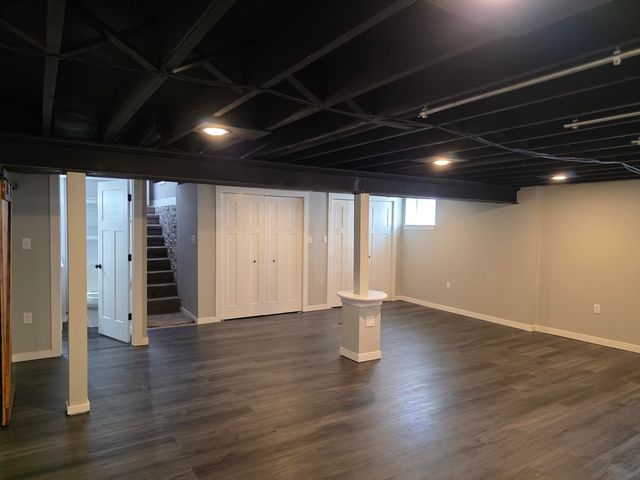 405 Fairview Avenue, Crown Point, IN 46307