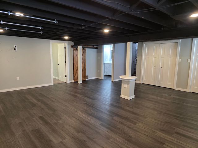 405 Fairview Avenue, Crown Point, IN 46307