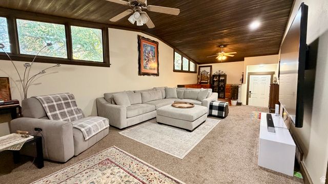 1236 E VIOLET DR, Sandy, UT 84094