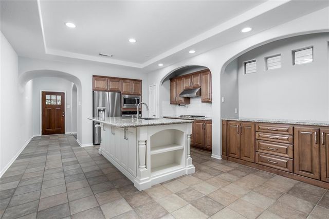 59 Douvaine Court, The Woodlands, TX 77382