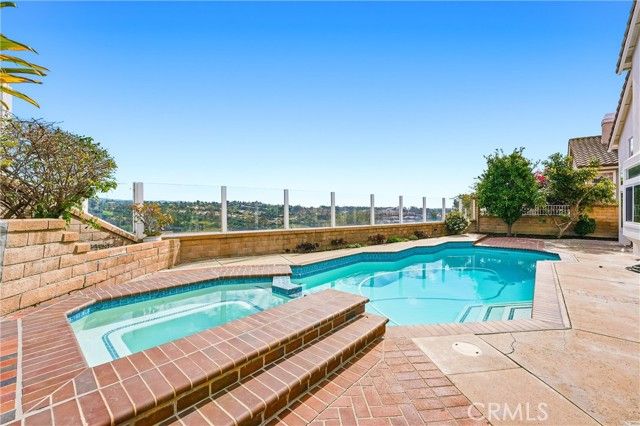 26742 Bridlewood Drive, Laguna Hills, CA 92653