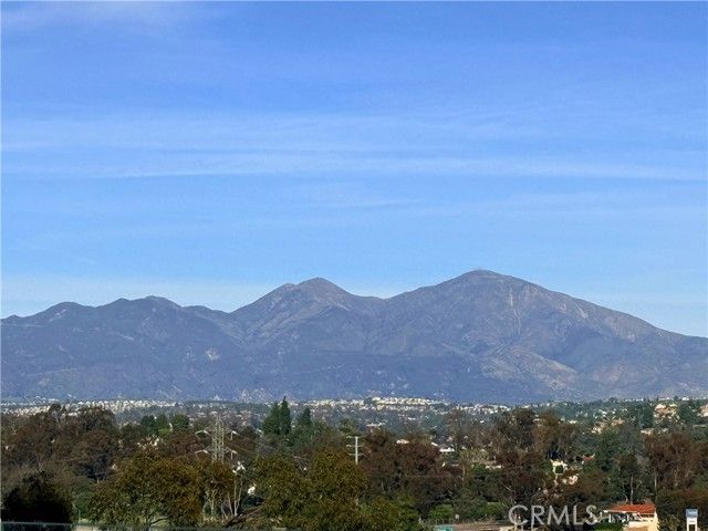 26742 Bridlewood Drive, Laguna Hills, CA 92653