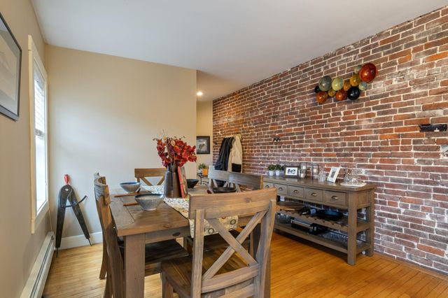 98 West Merrimack Street B, Manchester, NH 03101