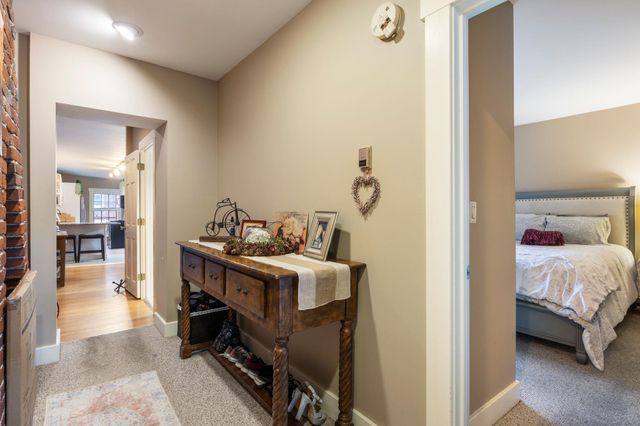 98 West Merrimack Street B, Manchester, NH 03101