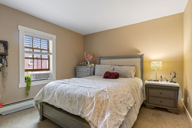 98 West Merrimack Street B, Manchester, NH 03101