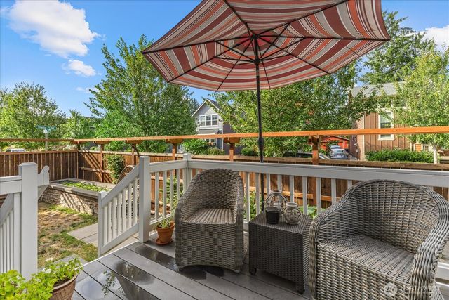 205 Olallie Place NE, North Bend, WA 98045