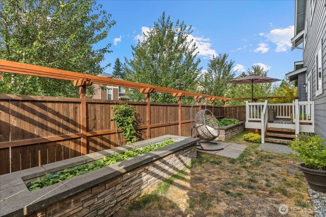 205 Olallie Place NE, North Bend, WA 98045