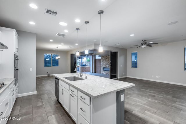 13455 W ANDREW Lane, Peoria, AZ 85383