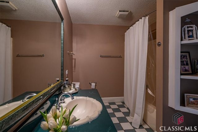 430 Milledge Circle, Athens, GA 30609