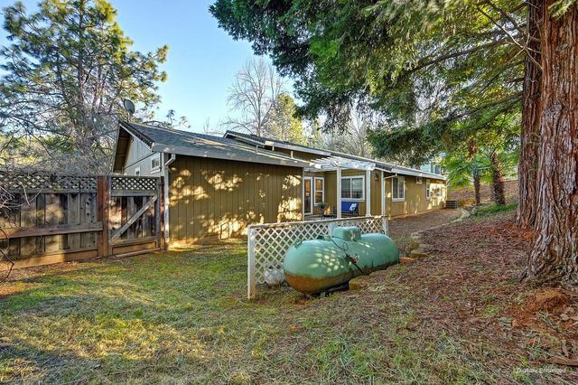 15326 Stinson Dr, Grass Valley, CA 95949