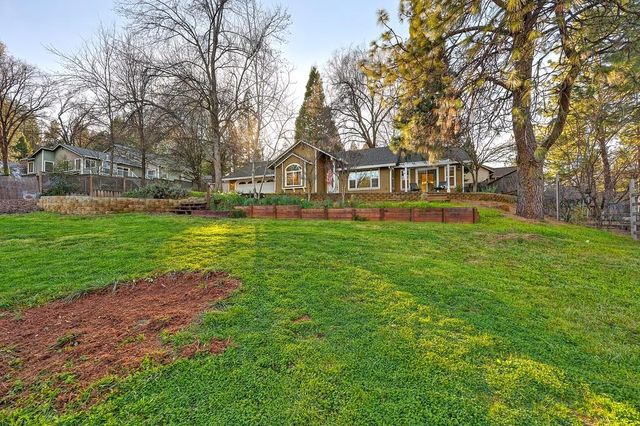 15326 Stinson Dr, Grass Valley, CA 95949