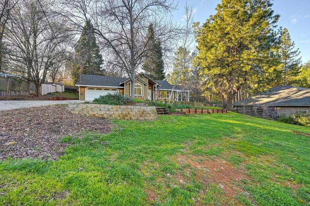 15326 Stinson Dr, Grass Valley, CA 95949