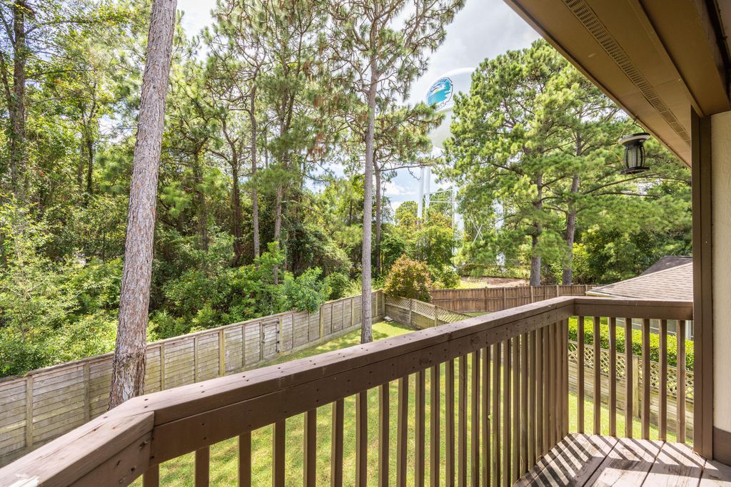 Image 28 of property listing at 1911 W Mistral Lane, Fort Walton Beach, FL 32547