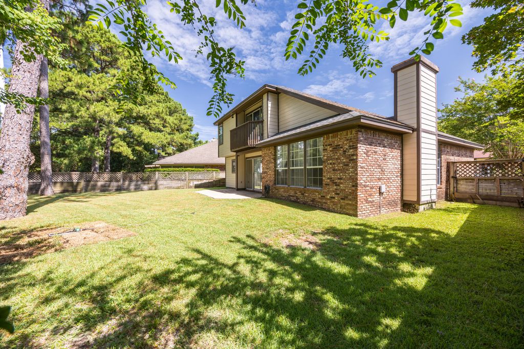 Image 36 of property listing at 1911 W Mistral Lane, Fort Walton Beach, FL 32547