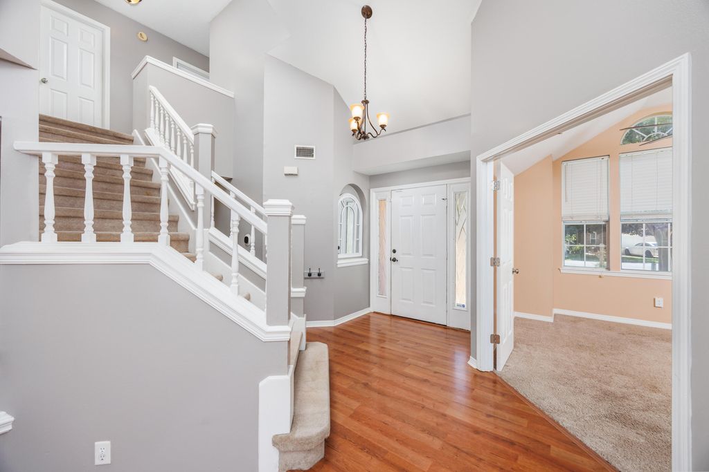 Image 9 of property listing at 1911 W Mistral Lane, Fort Walton Beach, FL 32547