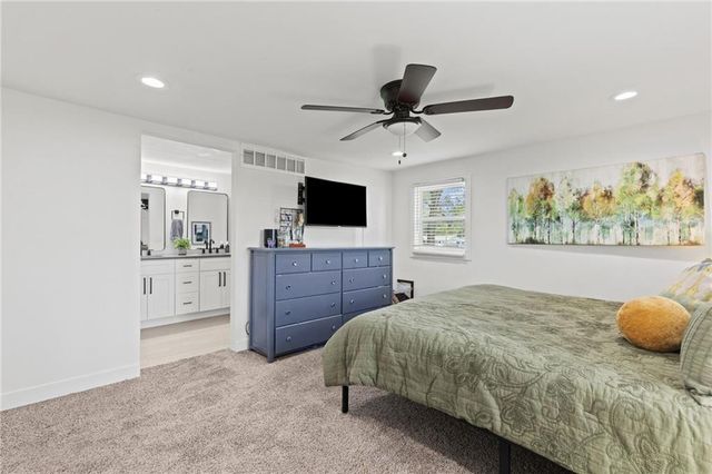 3003 E 171st Street, Belton, MO 64012